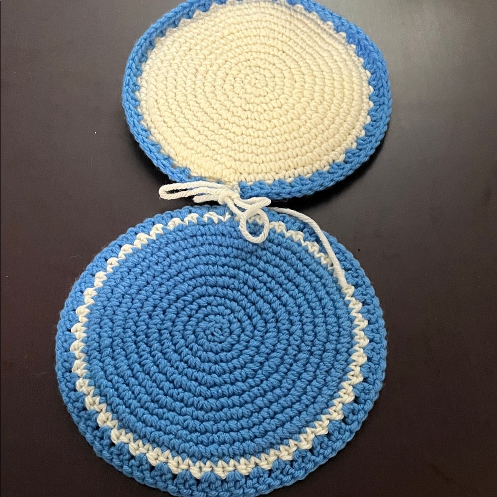 Handcrafted Set of 2 Blue and White Crochet Hotpads - Picture 3 of 4